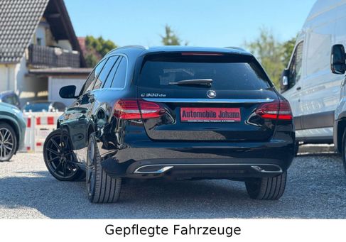 Mercedes-Benz C 300, 2021