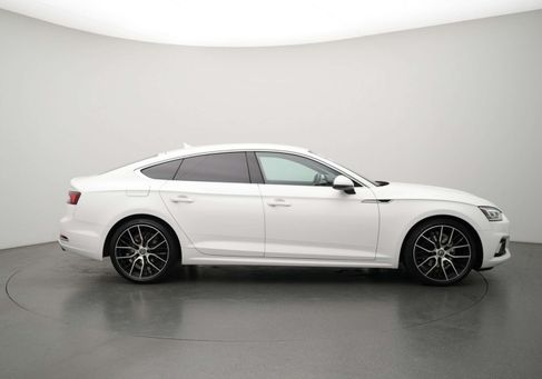Audi A5, 2019 3