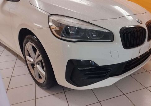 BMW 218, 2019 3