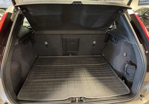 Volvo XC40, 2022 3