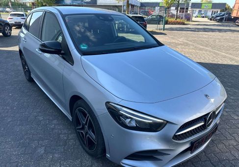 Mercedes-Benz B 250, 2022