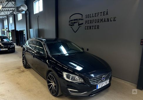 Volvo V60, 2015