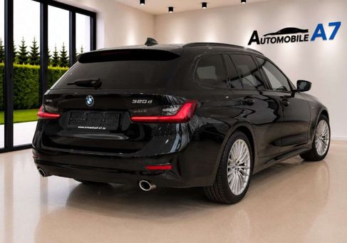 BMW 320, 2022 3
