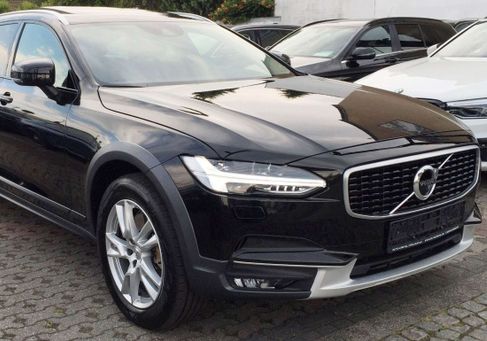 Volvo V90 Cross Country, 2018