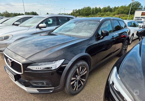 Volvo V90 Cross Country, 2021