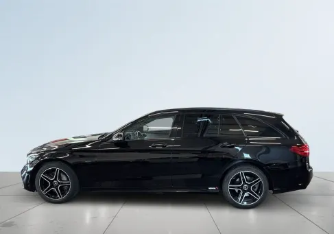 Mercedes-Benz C 300, 2021 3