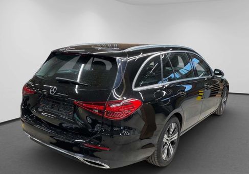 Mercedes-Benz C 220, 2023