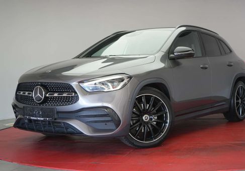 Mercedes-Benz GLA 220, 2020