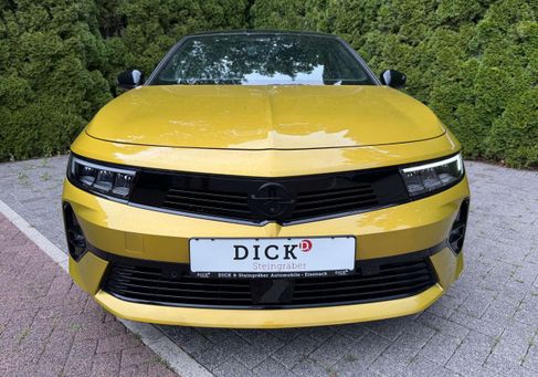 Opel Astra, 2022