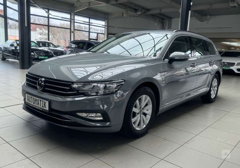 Volkswagen Passat Variant, 2022