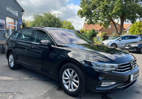 Volkswagen Passat Variant, 2023 3