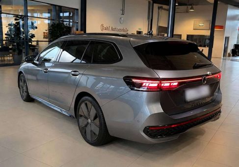 Volkswagen Passat Variant, 2025
