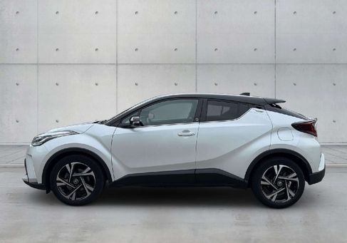 Toyota C-HR, 2022 3