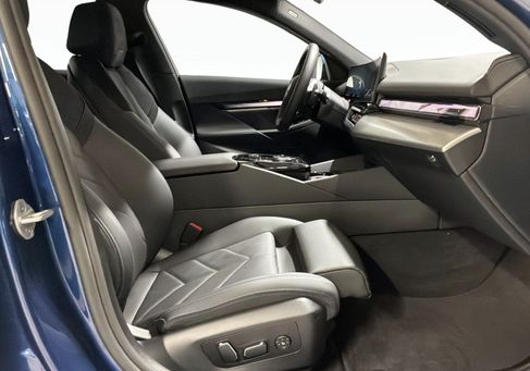 BMW 530, 2026 3
