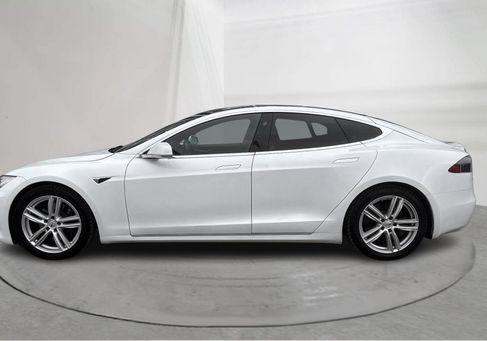 Tesla Model S, 2020