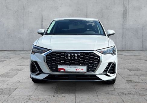Audi Q3, 2022