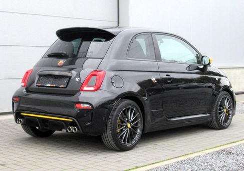 Abarth 695, 2023
