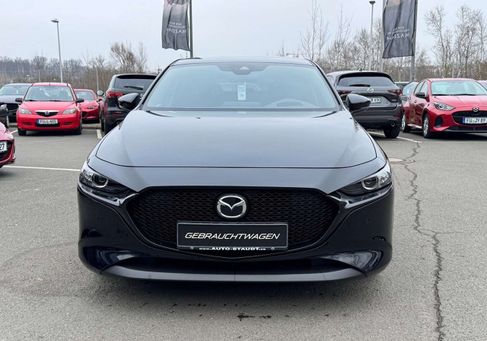 Mazda 3, 2022