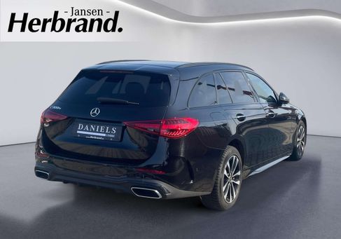 Mercedes-Benz C 300, 2022 3