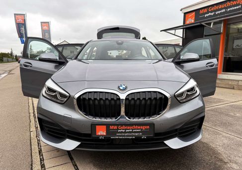 BMW 118, 2023