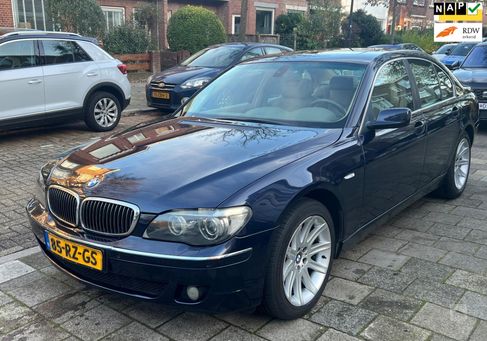 BMW 745, 2005