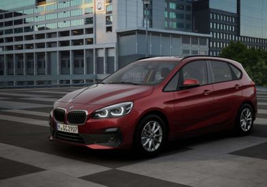 BMW 216, 2019