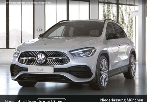 Mercedes-Benz GLA 250, 2021