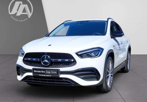 Mercedes-Benz GLA 250, 2021