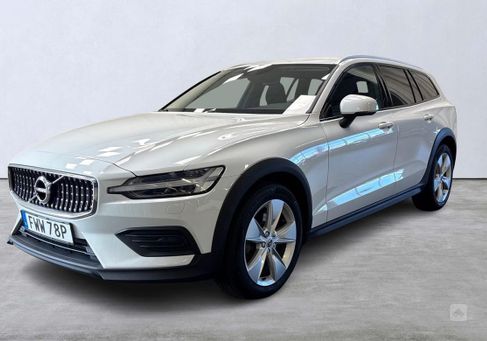 Volvo V60 Cross Country, 2022