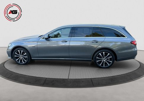 Mercedes-Benz E 300, 2021