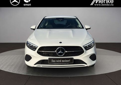 Mercedes-Benz A 200, 2024