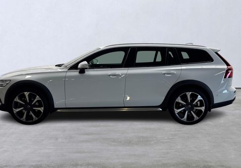 Volvo V60 Cross Country, 2020