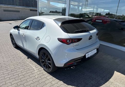 Mazda 3, 2025
