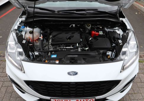 Ford Kuga, 2021