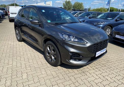 Ford Kuga, 2022