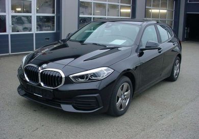 BMW 118, 2022