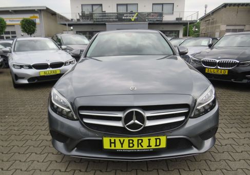 Mercedes-Benz C 300, 2021