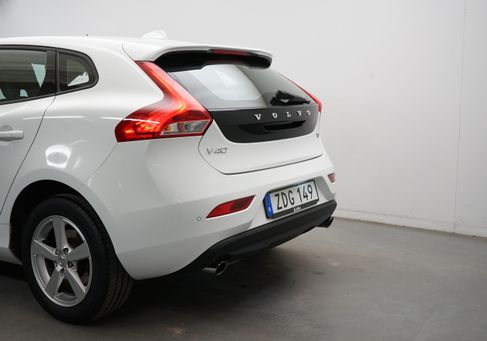 Volvo V40, 2018