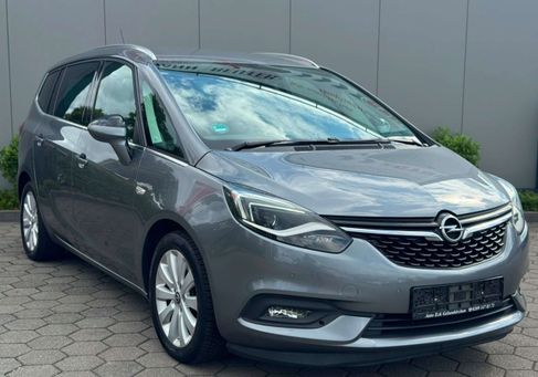 Opel Zafira, 2018