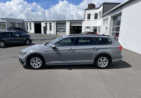 Volkswagen Passat Variant, 2023 3