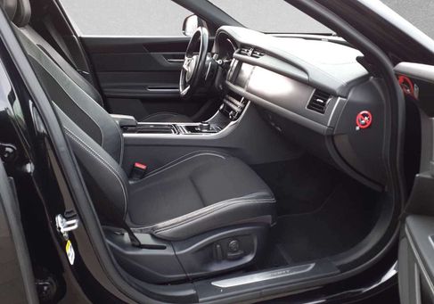 Jaguar XF, 2019