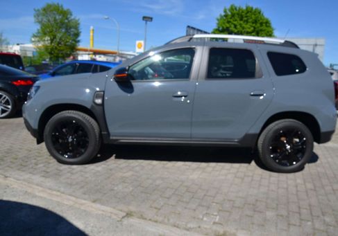 Dacia Duster, 2022