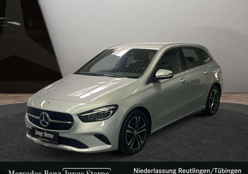 Mercedes-Benz B 180, 2026
