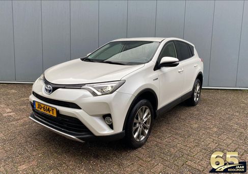 Toyota RAV 4, 2016