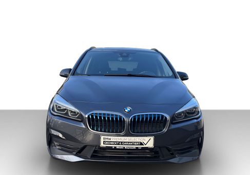 BMW 225, 2018