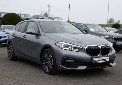 BMW 120, 2023