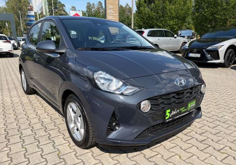 Hyundai i10, 2022 3