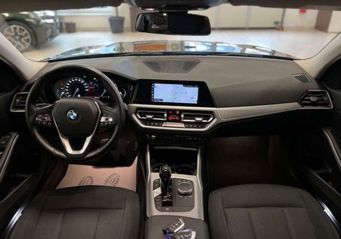 BMW 320, 2020