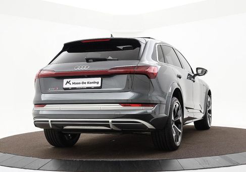 Audi e-tron, 2022