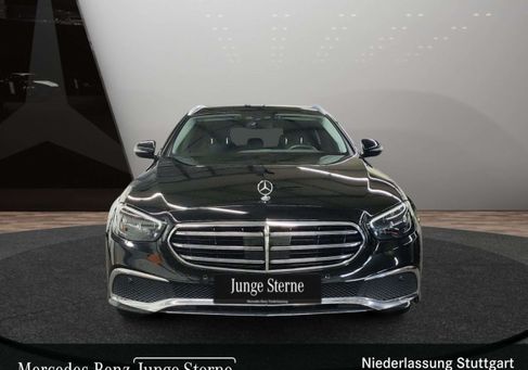 Mercedes-Benz E 300, 2021 3